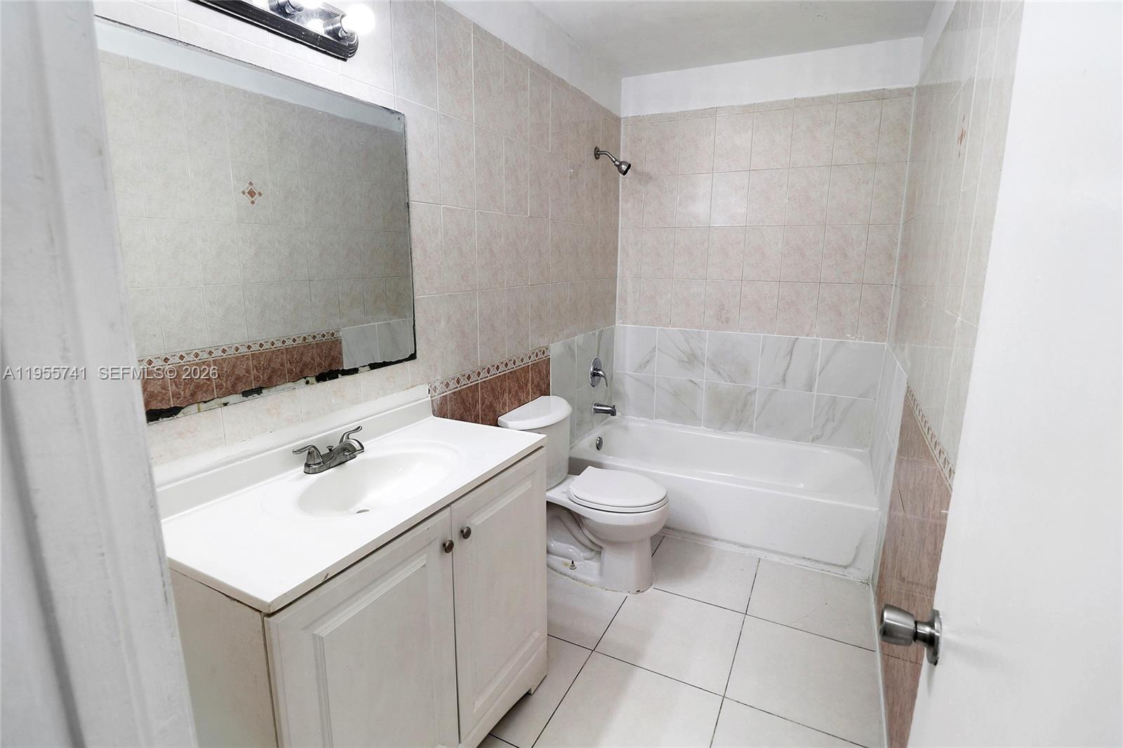 SUNRISE TOWNE PREFERRED 4 - Residential