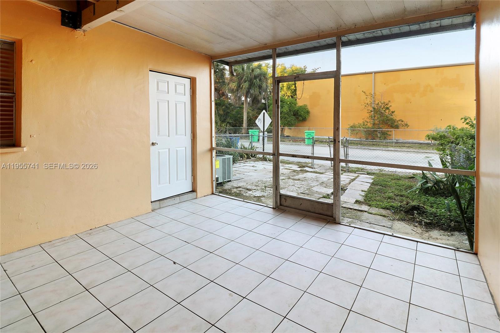 SUNRISE TOWNE PREFERRED 4 - Residential