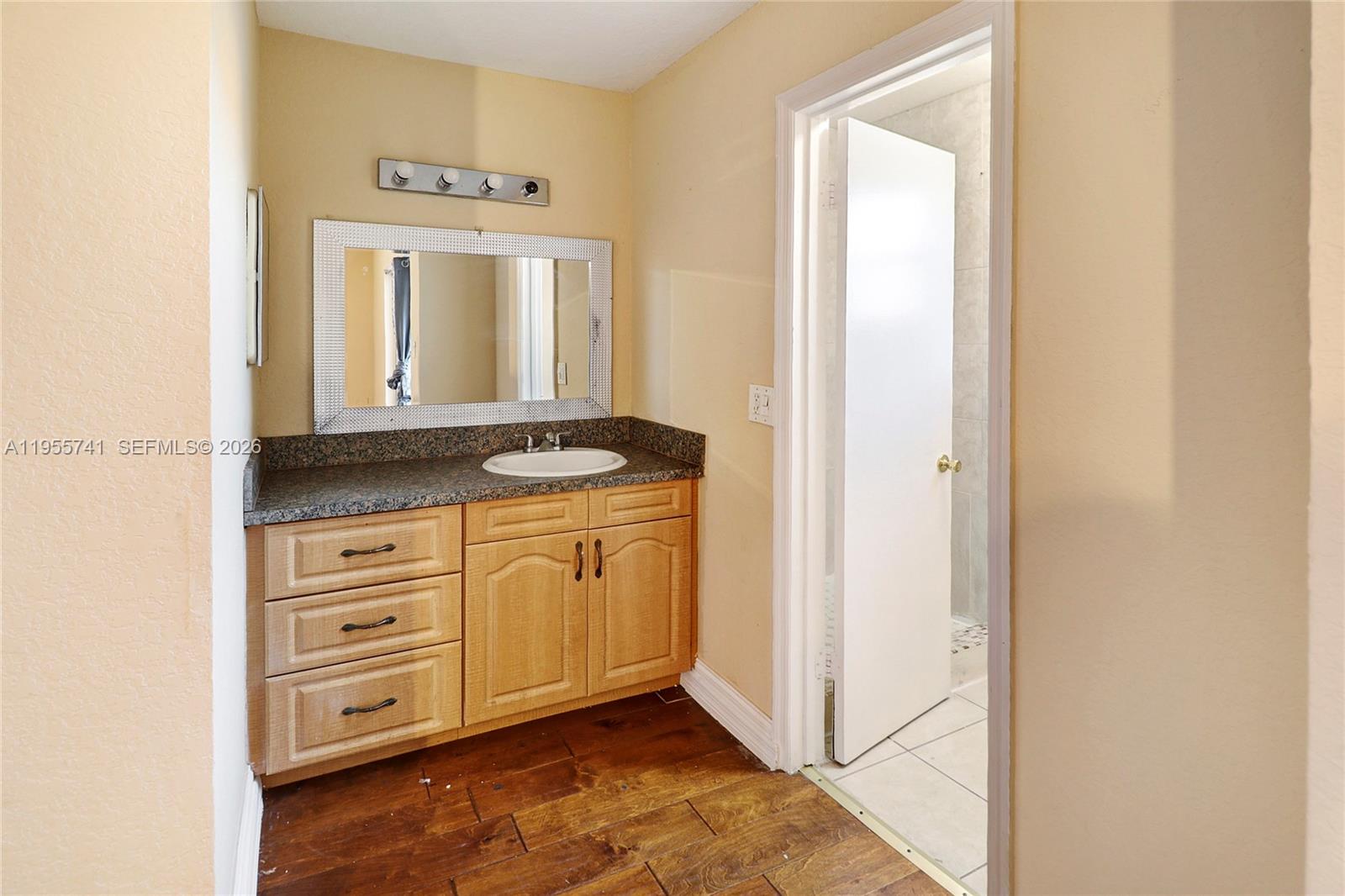 SUNRISE TOWNE PREFERRED 4 - Residential