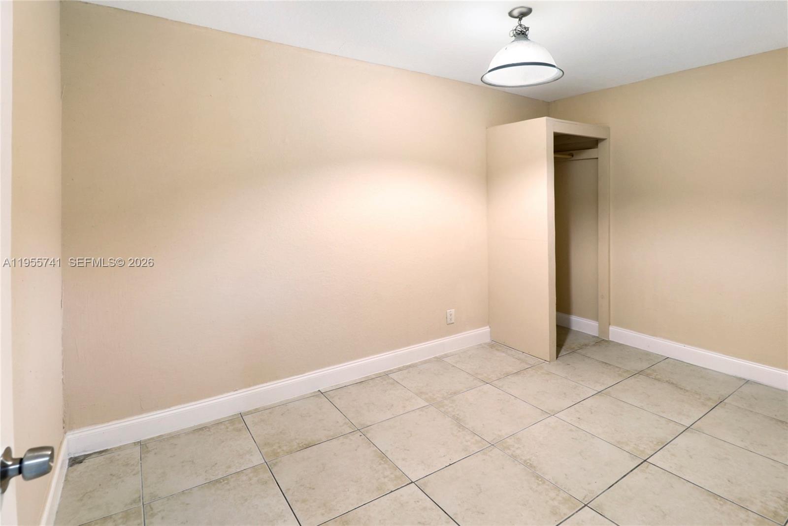 SUNRISE TOWNE PREFERRED 4 - Residential