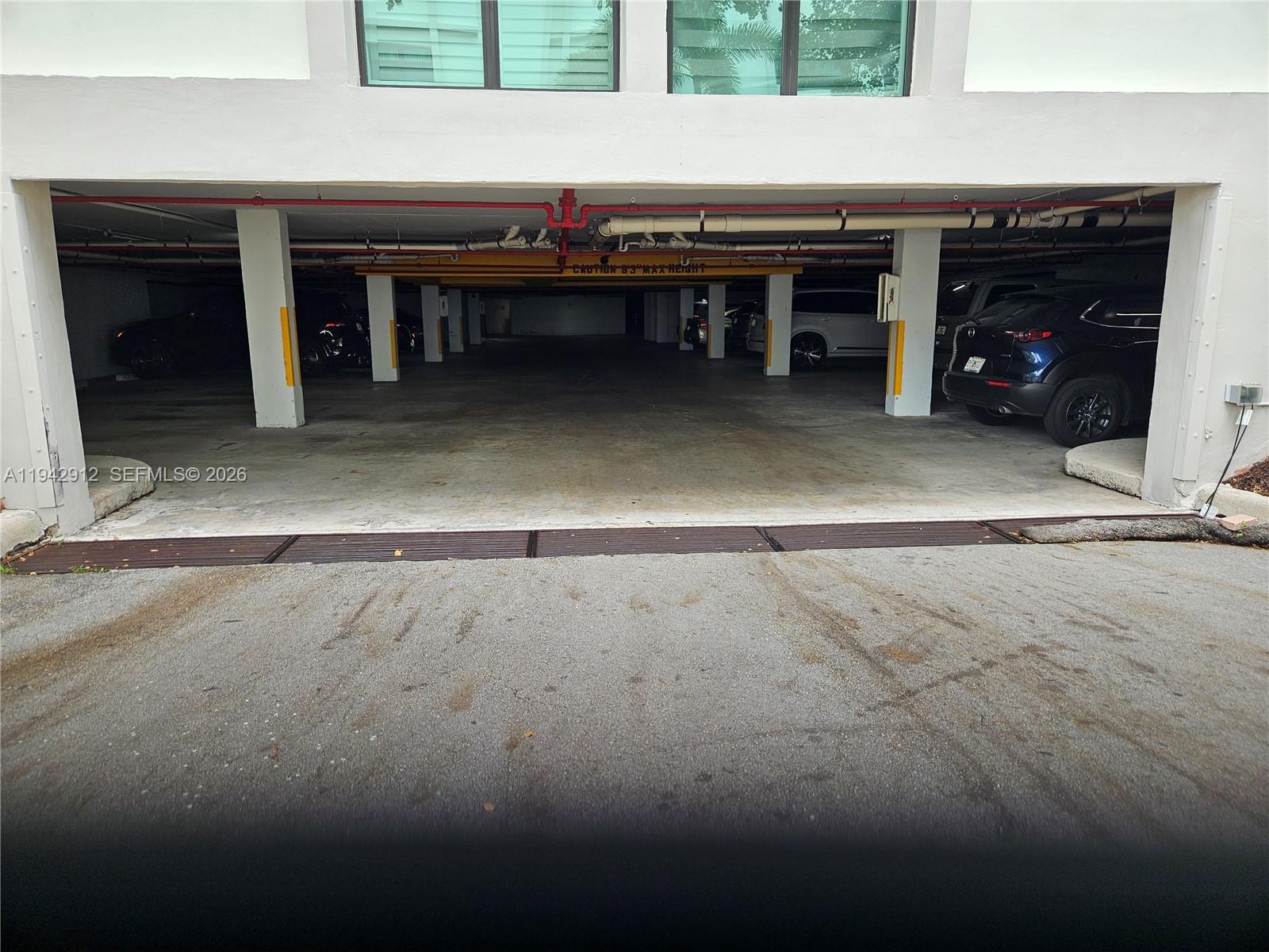 RIVER REACH CONDOMINIUM I - Residential Lease