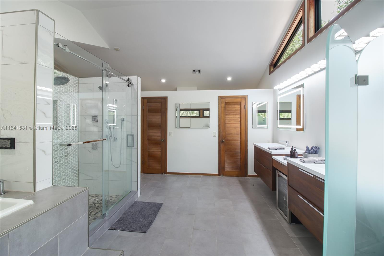 WENDAN SUB - Residential Lease