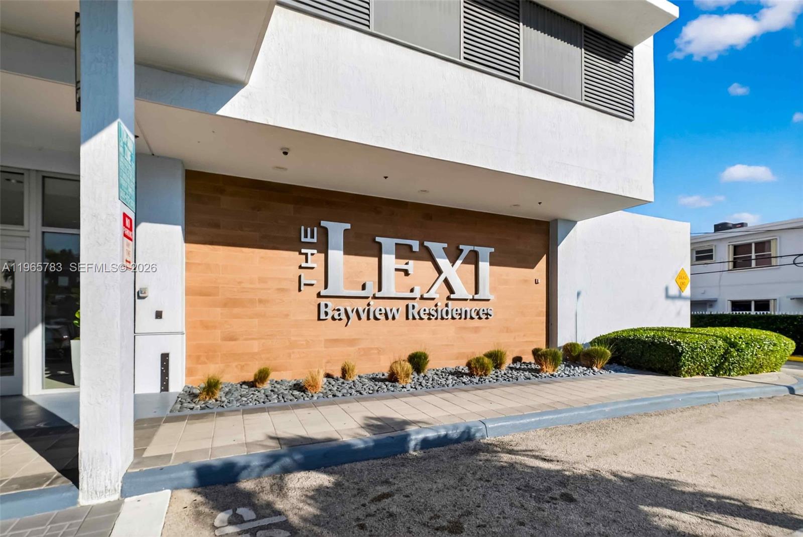 THE LEXI CONDO - Residential