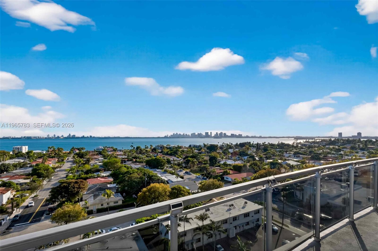 THE LEXI CONDO - Residential