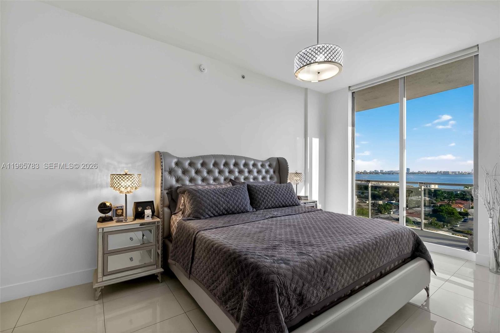 THE LEXI CONDO - Residential