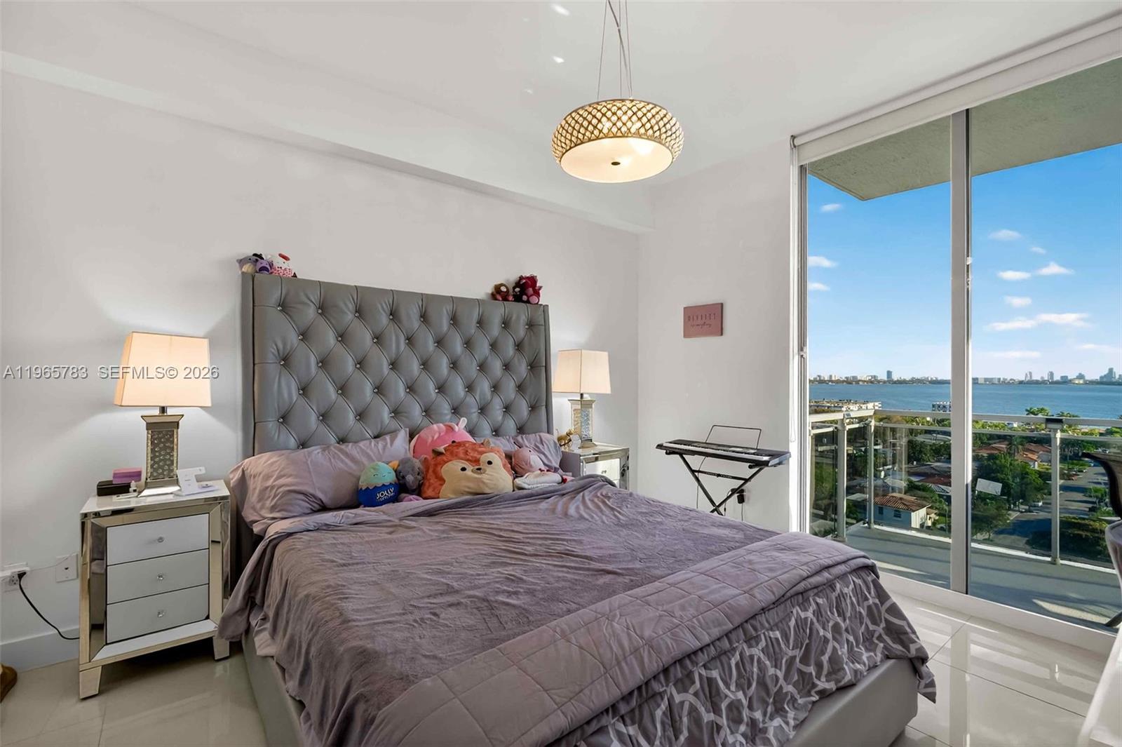 THE LEXI CONDO - Residential