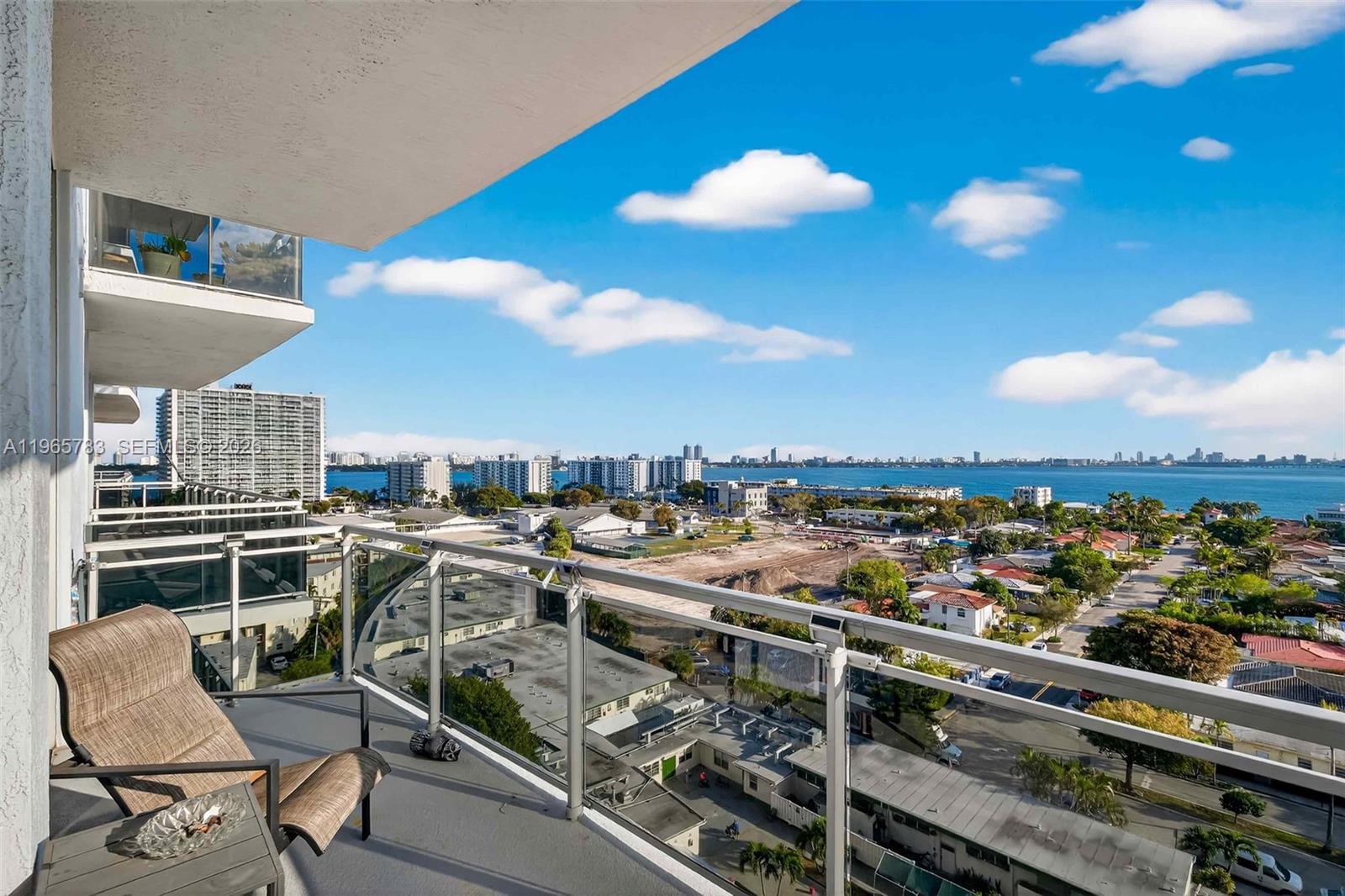 THE LEXI CONDO - Residential