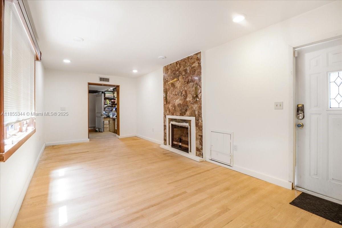 BAYSHORE AMD - Residential