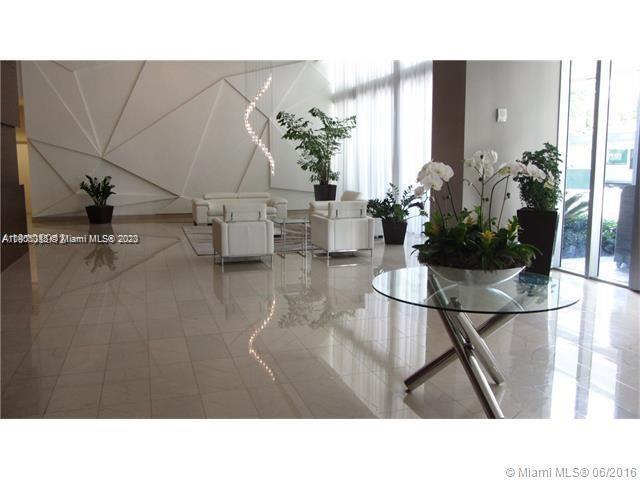 THE AXIS ON BRICKELL II C - Residential Lease