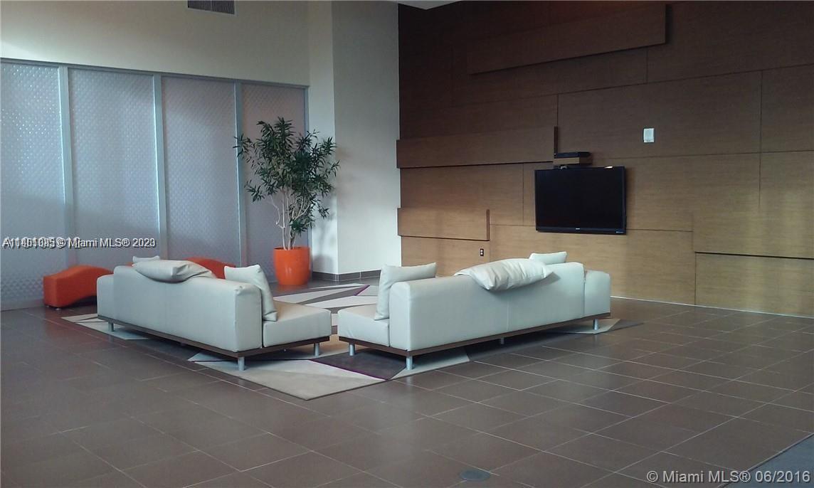 THE AXIS ON BRICKELL II C - Residential Lease