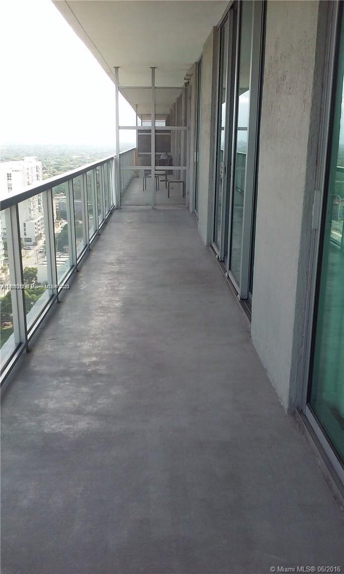 THE AXIS ON BRICKELL II C - Residential Lease