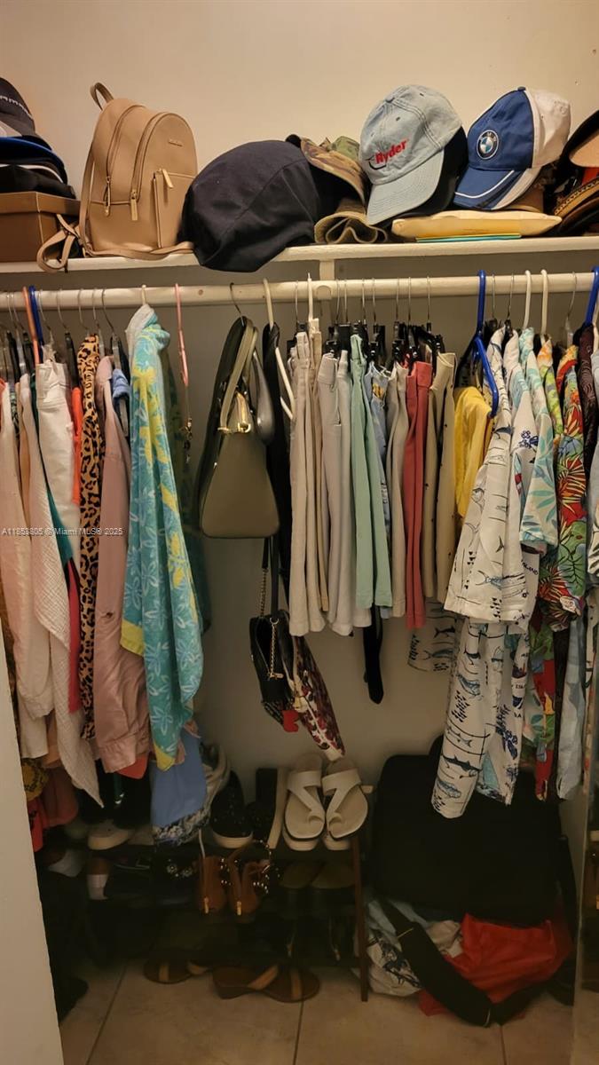 SWEETWATER GARDENS AMD PL - Residential