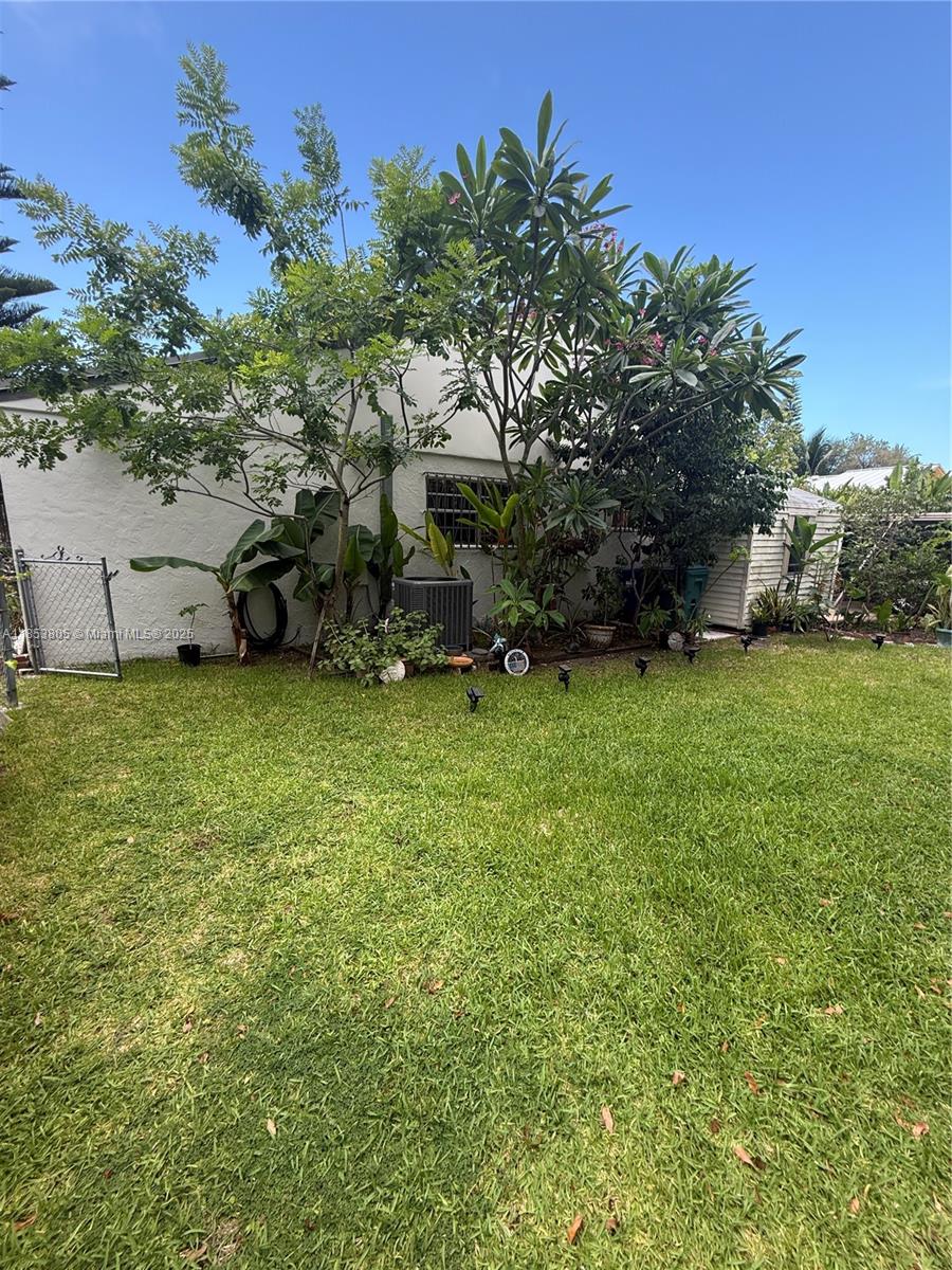 SWEETWATER GARDENS AMD PL - Residential