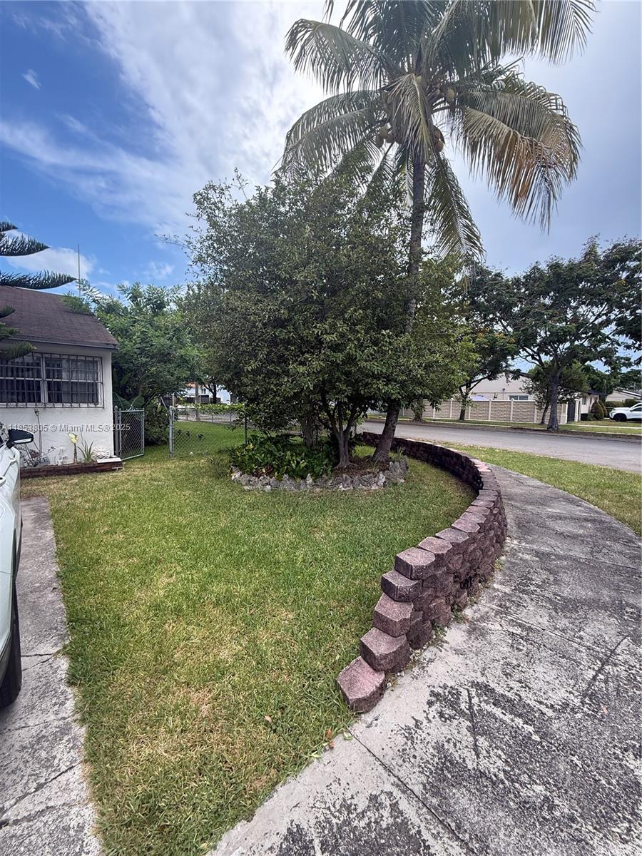 SWEETWATER GARDENS AMD PL - Residential