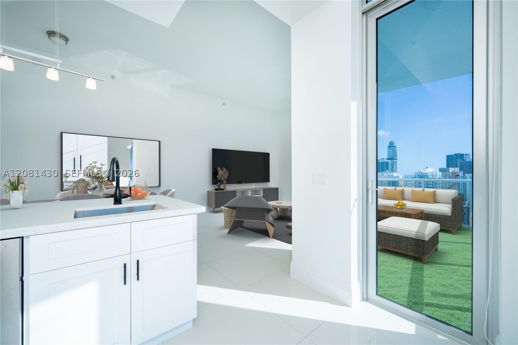 185 SW 7th St 4412