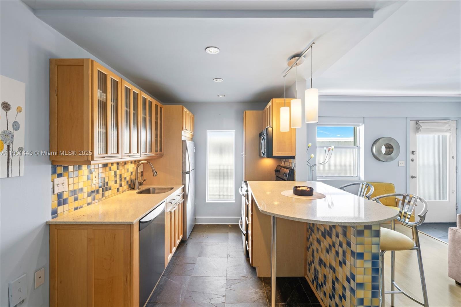 EUCLID EAST CONDOMINIUM - Residential Lease