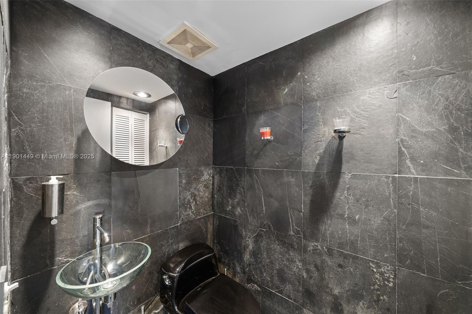 EUCLID EAST CONDOMINIUM - Residential Lease