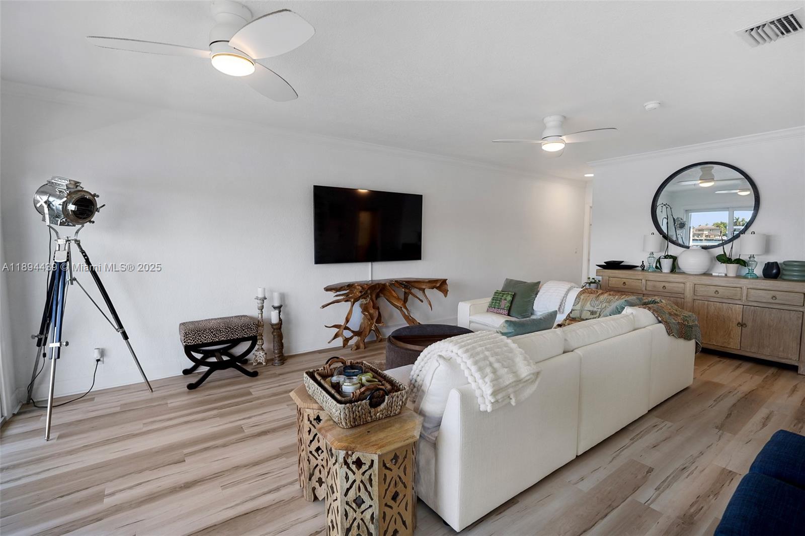 1201 S Riverside Dr 301