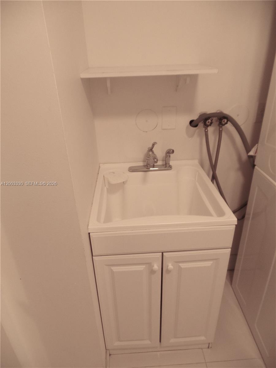 SECTOR 2-PARCELS 21A 25 2 - Residential Lease