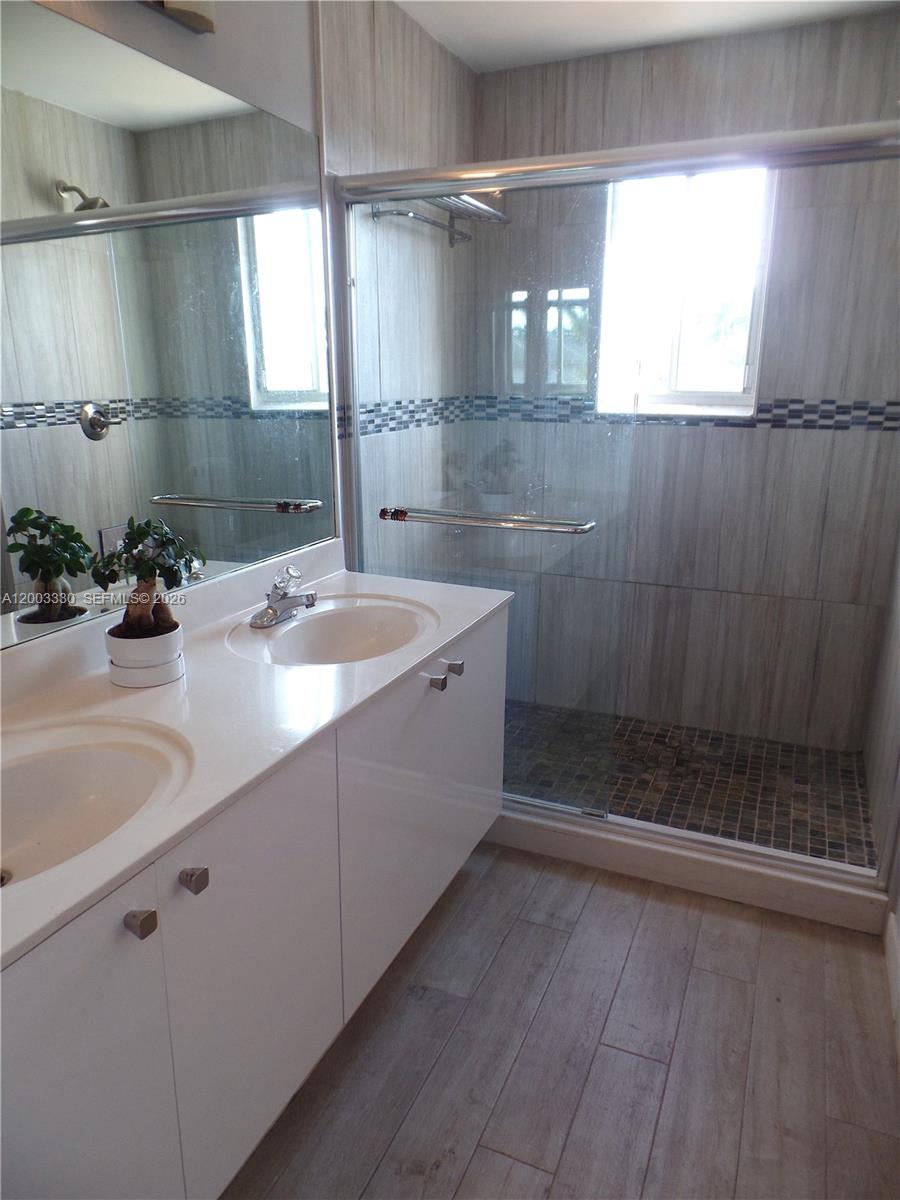 SECTOR 2-PARCELS 21A 25 2 - Residential Lease