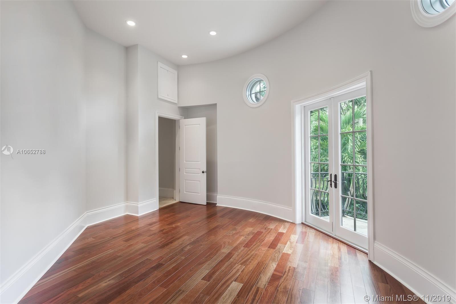 DILL MNR - Residential