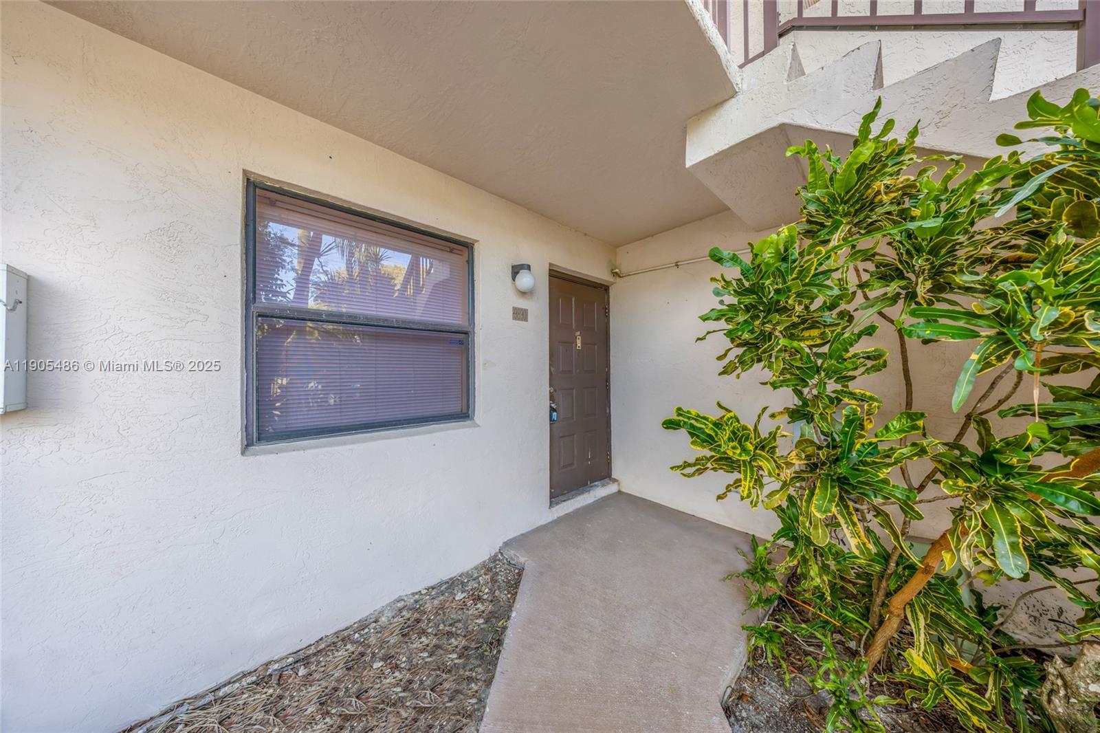 WELLEBY SHORES CONDOMINIU - Residential