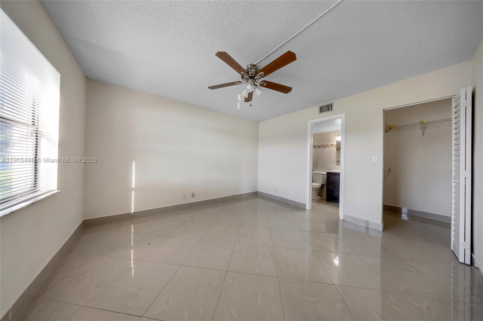 WELLEBY SHORES CONDOMINIU - Residential