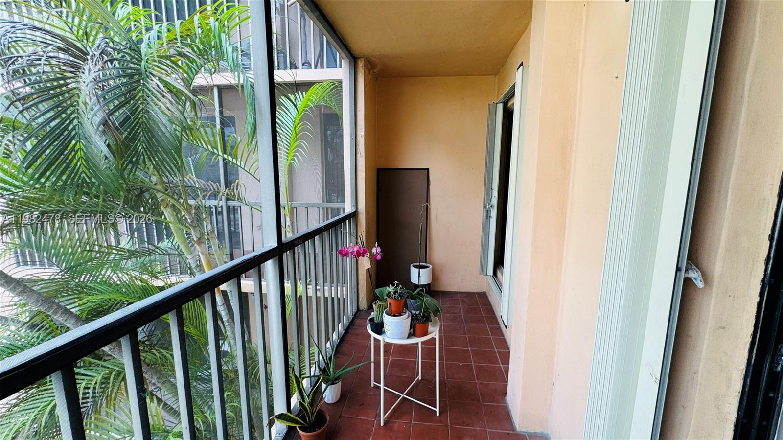 HORIZONS WEST CONDO #8 - Residential Lease