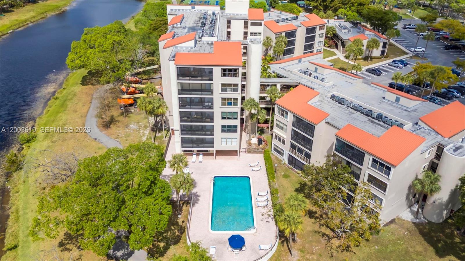 CYPRESS BEND I-D CONDO - Residential