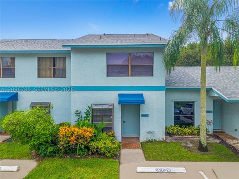 Photo of 9166 SW 21st Ct #E, Boca Raton, FL 33428 (MLS # A12096788)