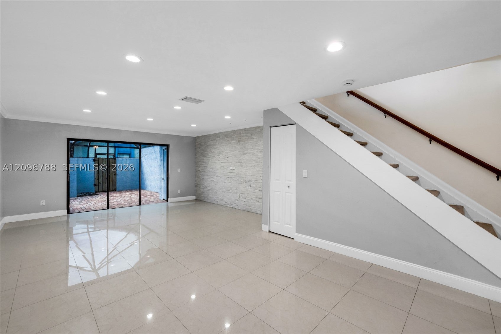 View photos, virtual tours, details... 9166 SW 21st Ct E