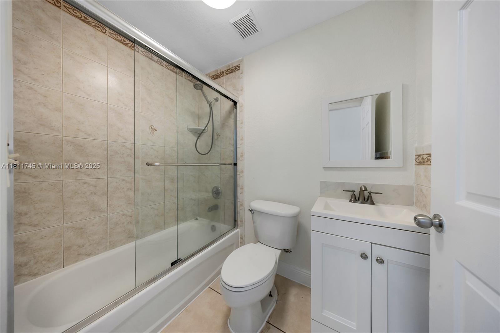 VENETIAN ACRES - Residential Lease