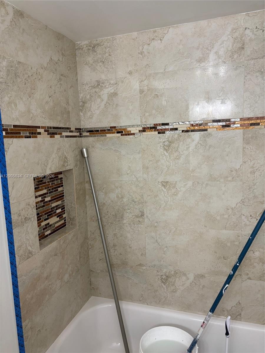 DESOTO PARK CONDO - Residential Lease