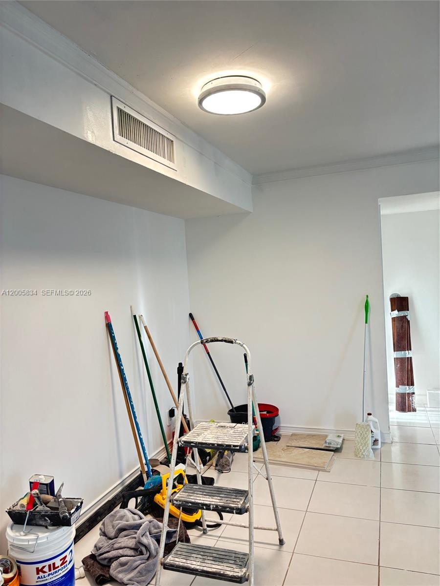 DESOTO PARK CONDO - Residential Lease