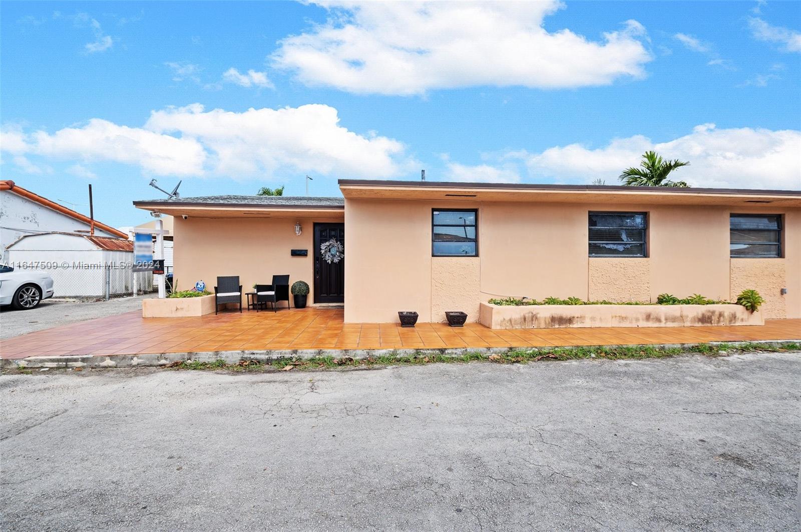 1307 Nw 36th Ave, Miami, Broward County, Florida - 3 Bedrooms  
2 Bathrooms - 