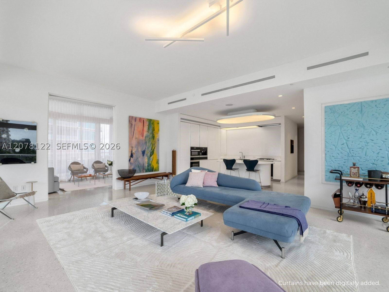 3315 Collins Ave 4C