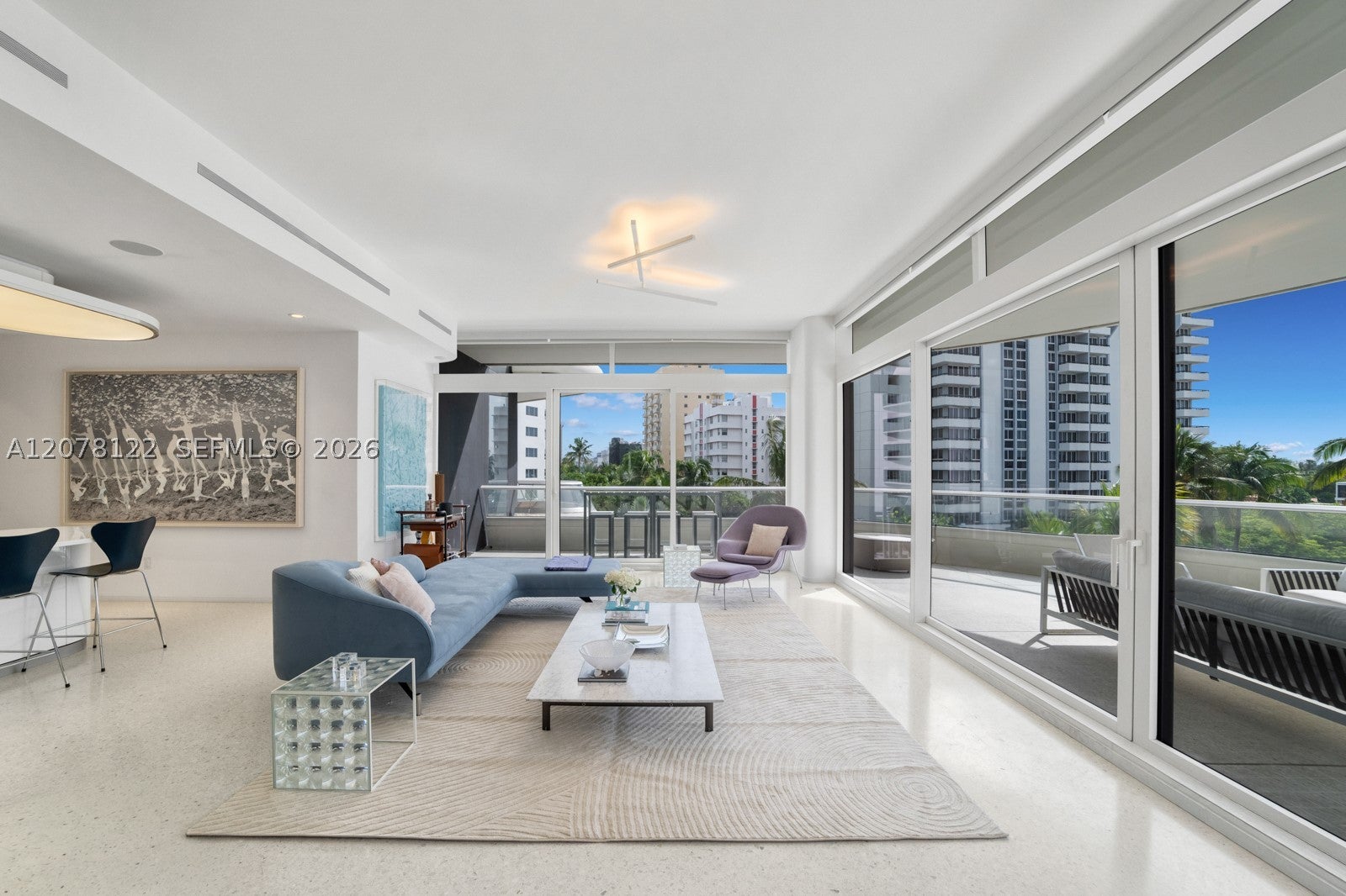 3315 Collins Ave 4C