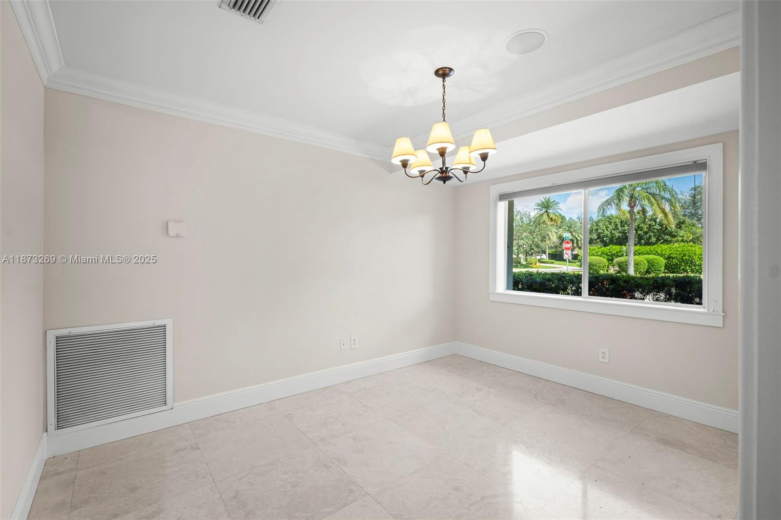 PINE ESTATES - Residential Lease