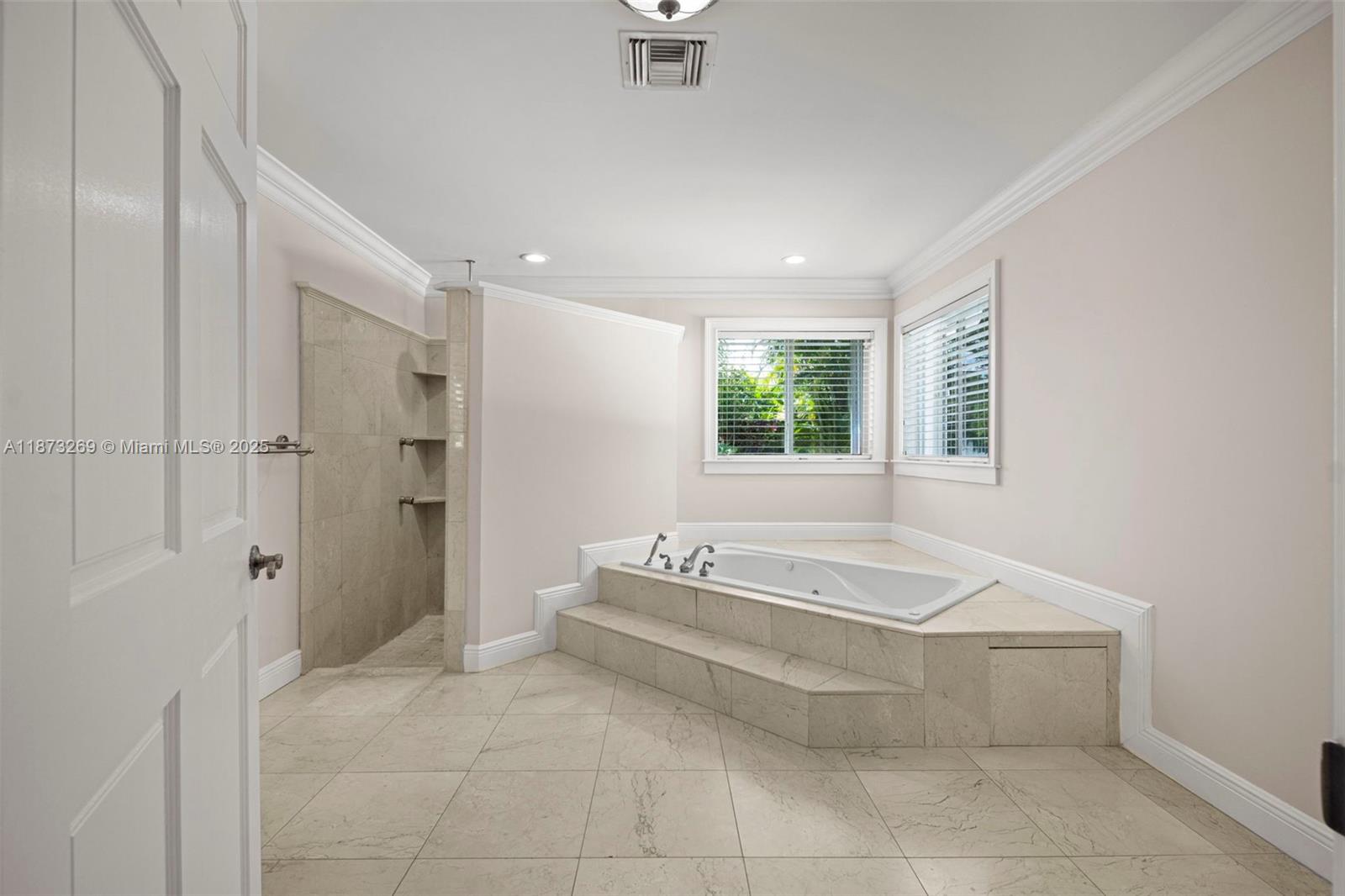 PINE ESTATES - Residential Lease