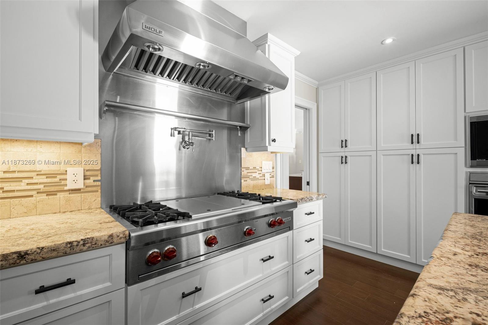 PINE ESTATES - Residential Lease