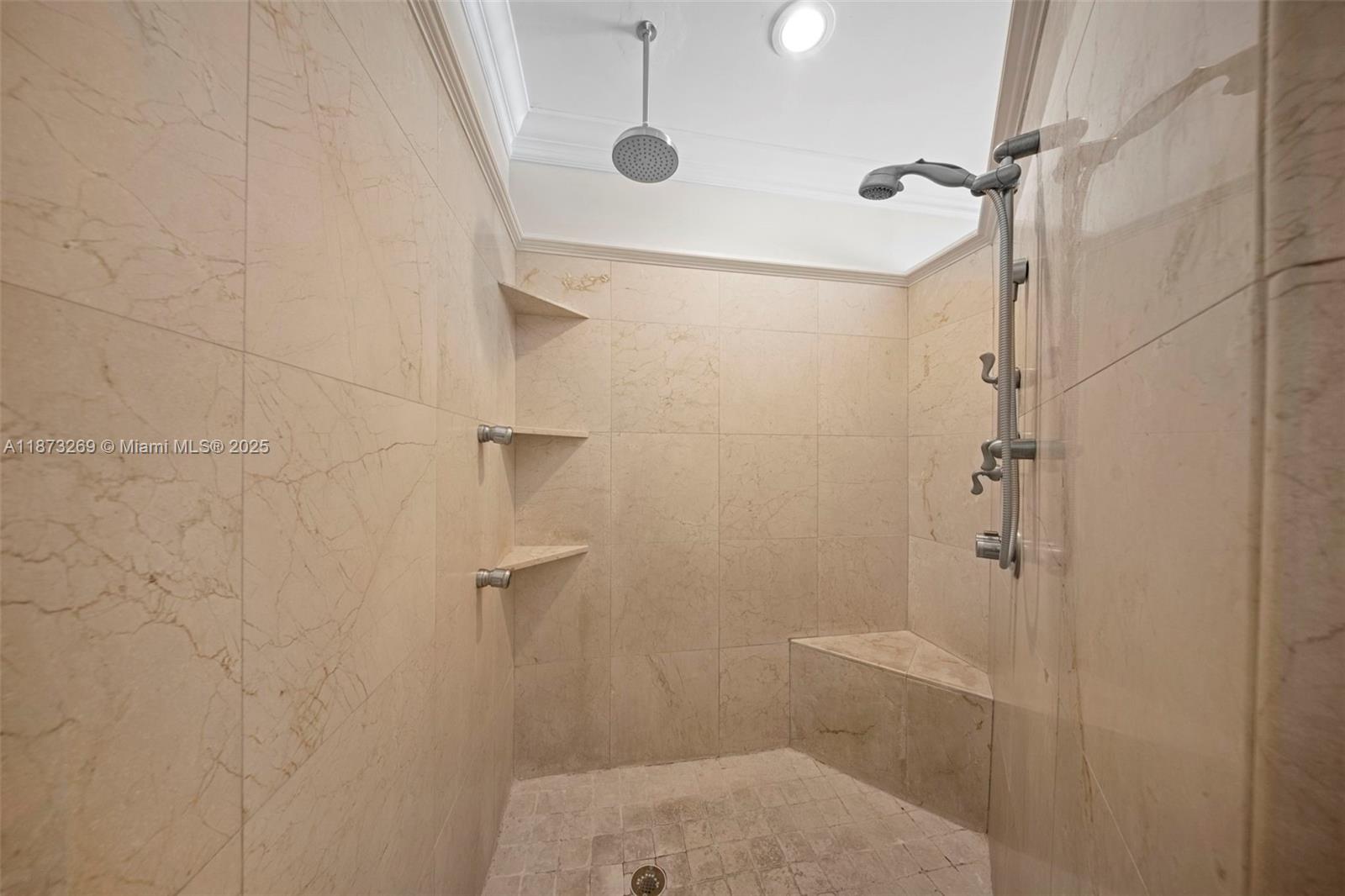 PINE ESTATES - Residential Lease