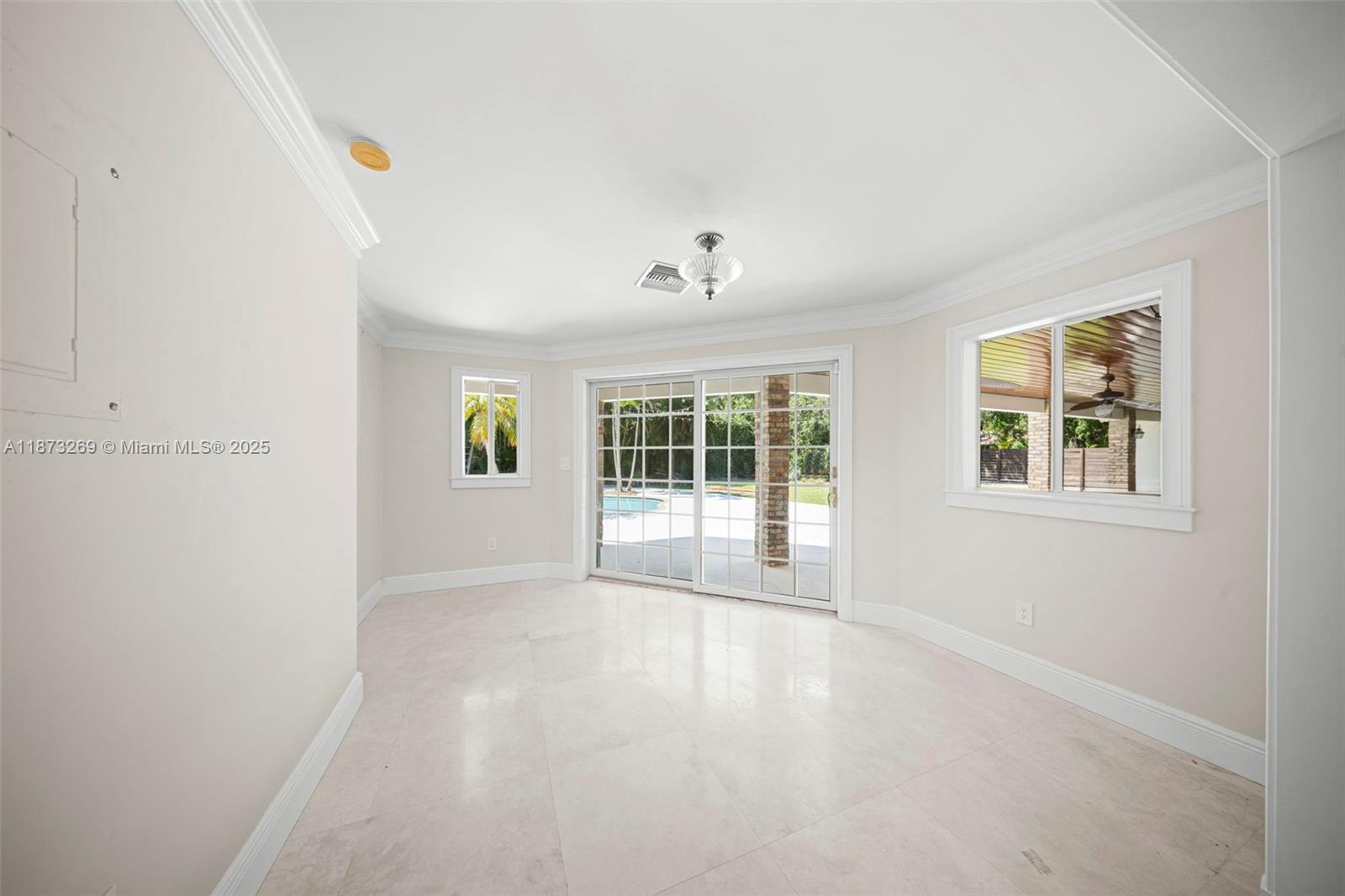 8260 SW 95th St