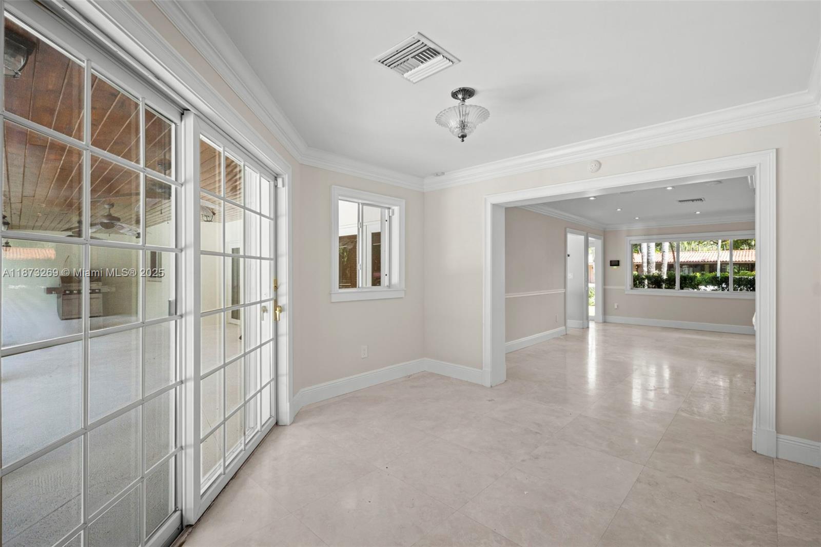 8260 SW 95th St