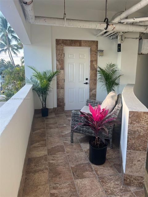 Photo of 333 Sunset Dr #B, Fort Lauderdale, FL 33301 (MLS # A11876005)