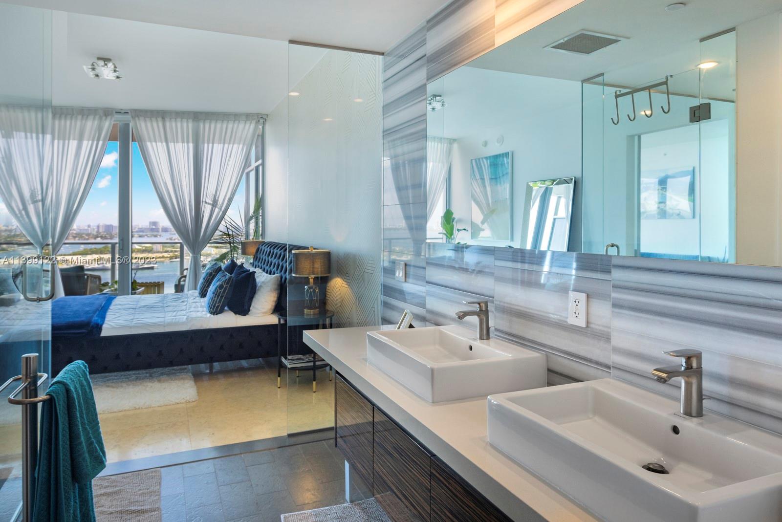 MARQUIS CONDO - Residential