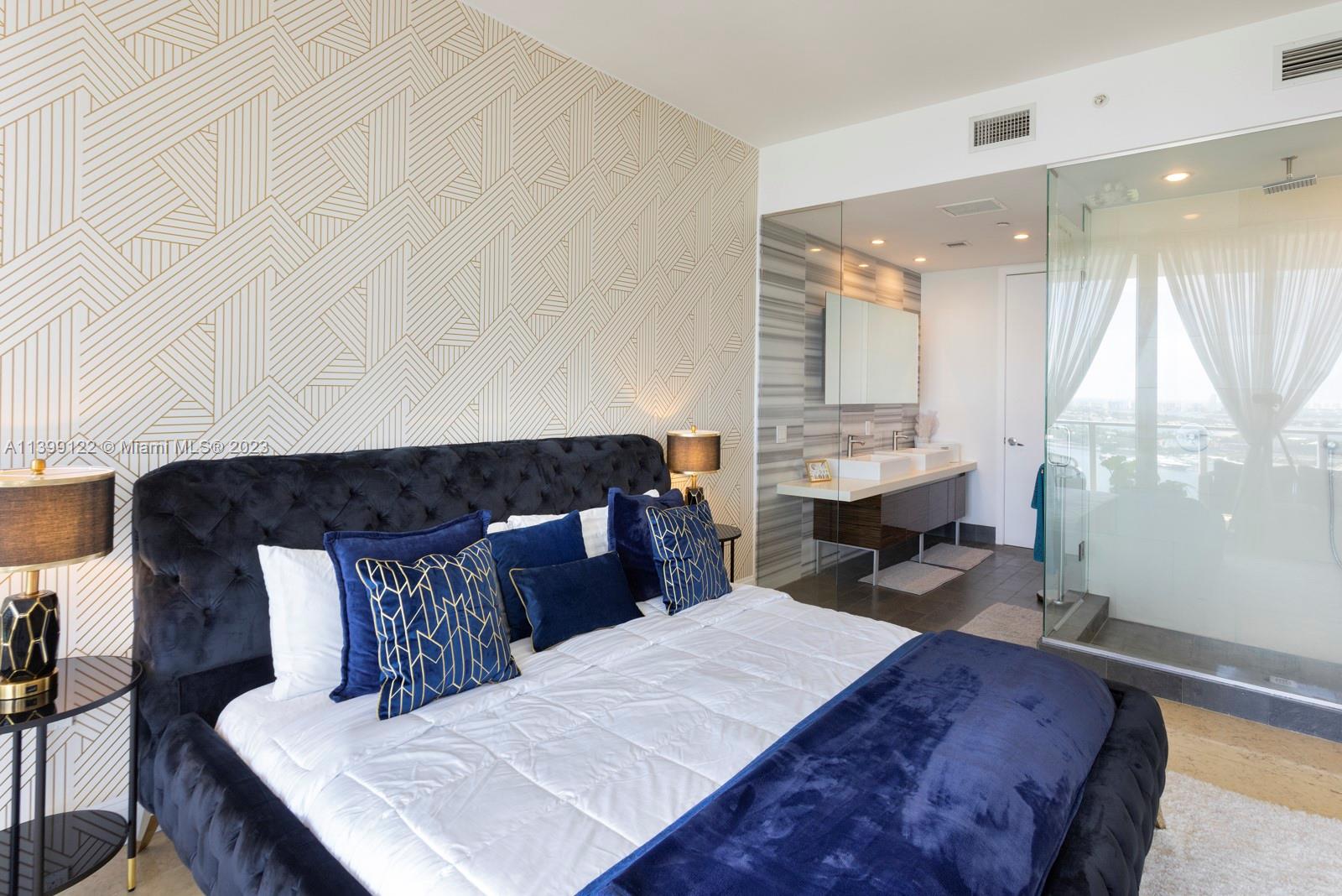 MARQUIS CONDO - Residential