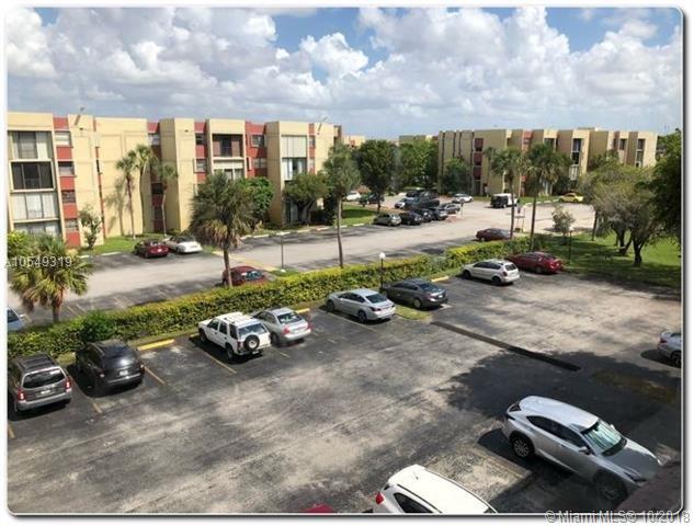 VERSAILLE GARDENS I CONDO - Residential