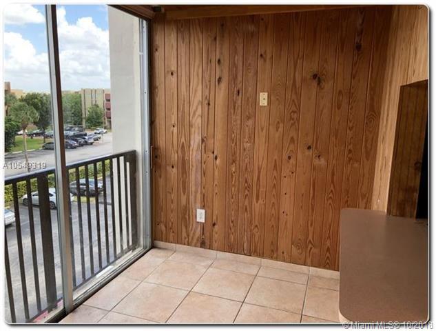 VERSAILLE GARDENS I CONDO - Residential