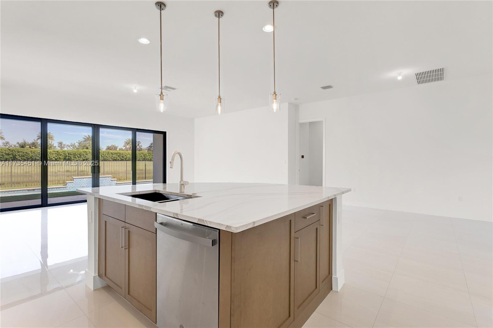 BRIDGES MIZNER PUD BRIDGE - Residential Lease