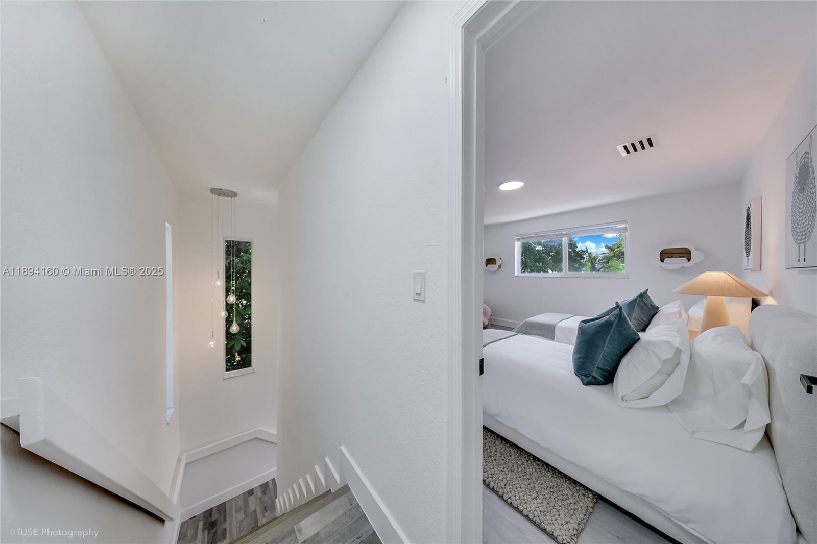 SHORE CREST - Residential